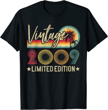 Vintage 2009 T-Shirt