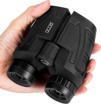 Compact Binoculars with Clear Low Light Vision
